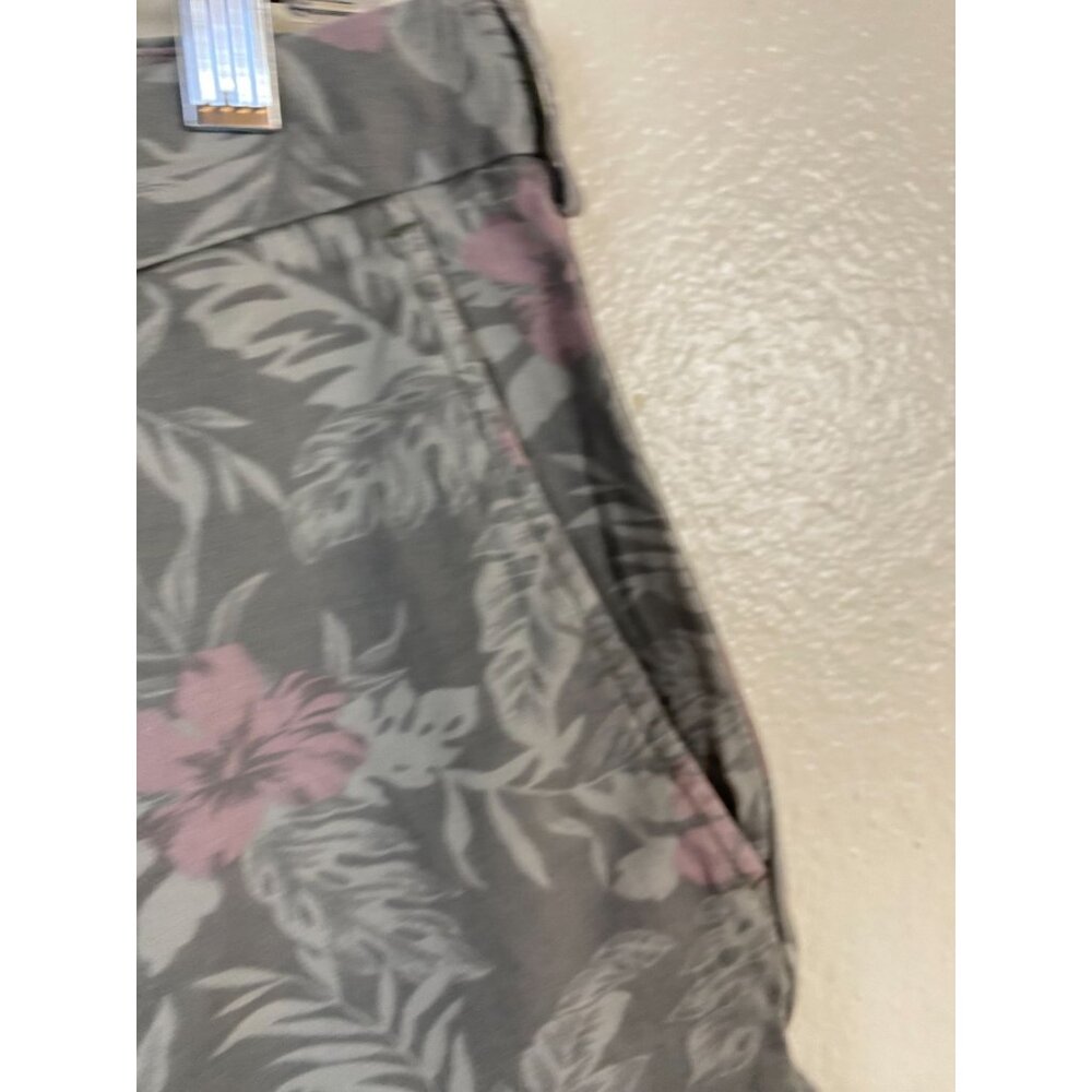 UNIQLO Floral Mens Chino Shorts size XL Hawaiian Vacation Casual Cruise Resort - Picture 11 of 16